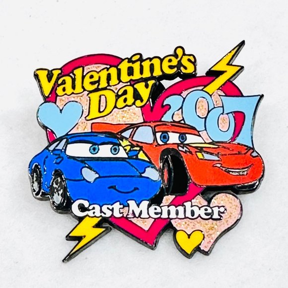 WDW Disney Cast Exclusive 2007 Disney/Pixar Cars Porsche 2007 - Picture 2 of 6